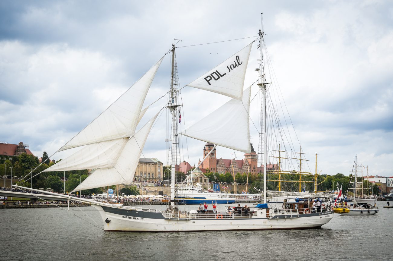 Baltic Beuaty wpływa do portu.