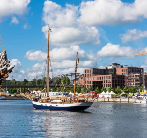 Baltic Star wpływa do portu.