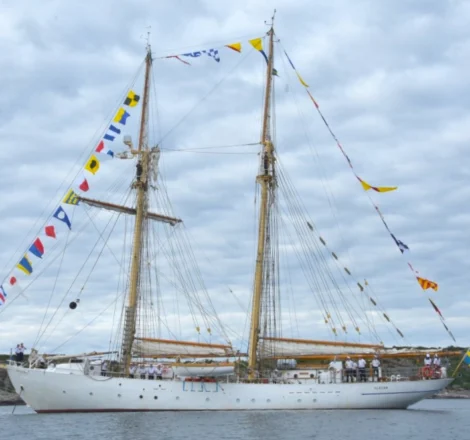 HMS Gladan