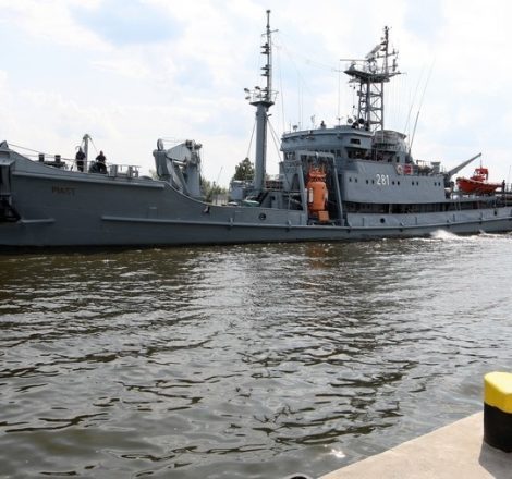 ORP Piast w porcie