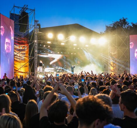 Weekend pełen muzyki pod Żaglami – od rapu po rockowy finał