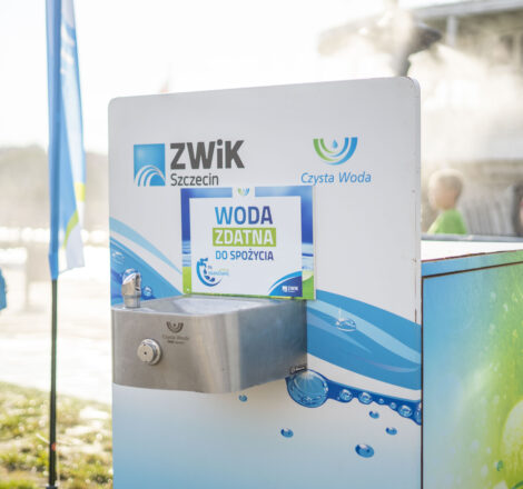 Kropla eksperymentu i ocean zabawy w strefie ZWiK